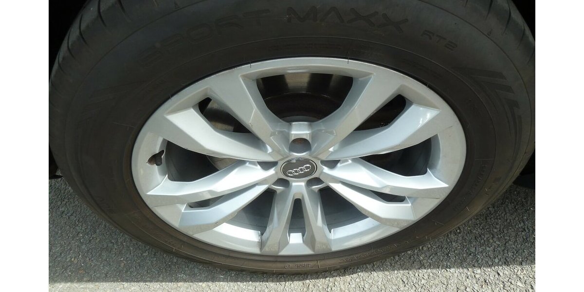 Audi Q7 55e TFSI Quattro Leder Matrix Panorama Air 170.000 km 36.900 &euro; Ratingen 40885