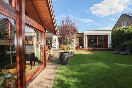 Haus zum Kaufen in Mettmann 956.600 € 223 m² 7 zimmer