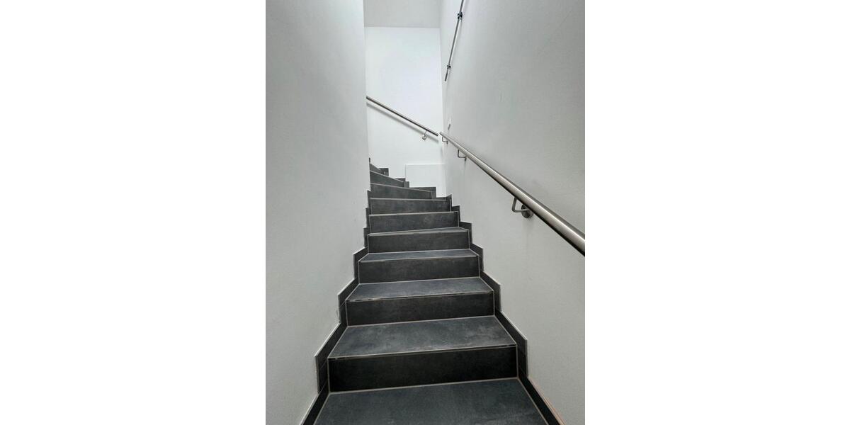 Dachgeschoßwohnung Duisburg Huckingen - 2 Zimmer, 50 m&sup2;, 600&euro; | Angebot:25052542