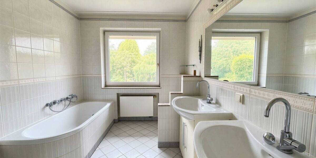 Bungalow Neuss Hoisten - 5 Zimmer, 182 m&sup2;, 639.000&euro; | Angebot:26867041