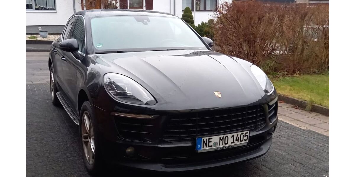 Porsche Macan 199.000 km 24.400 &euro; Grevenbroich 41517