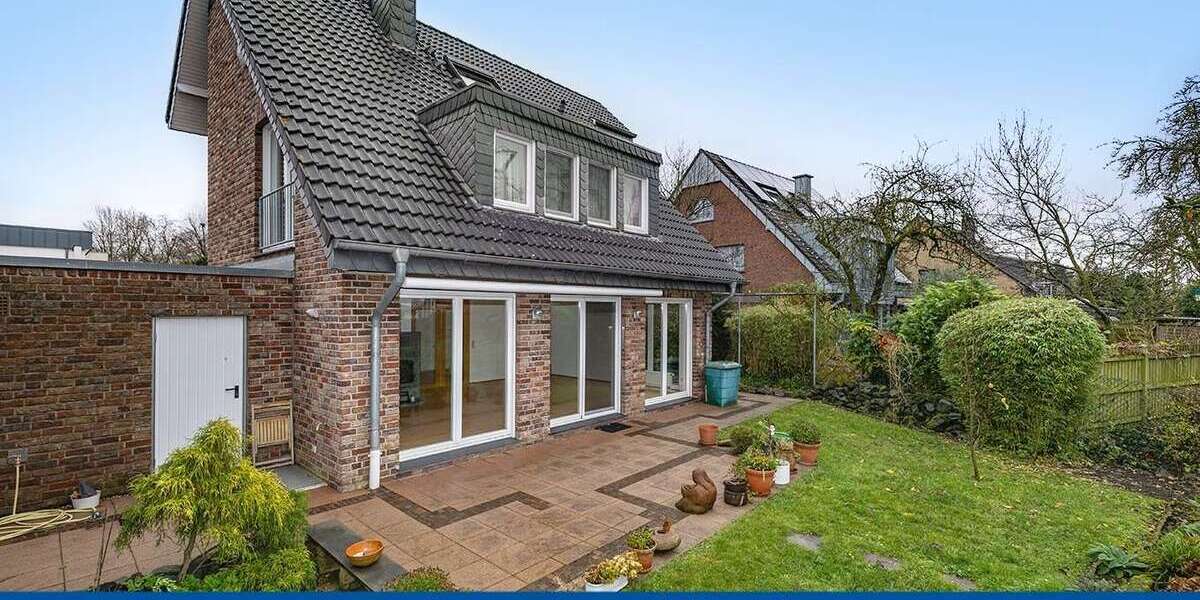 Haus zum Kaufen in Krefeld 675.000 € 166 m² 7 zimmer