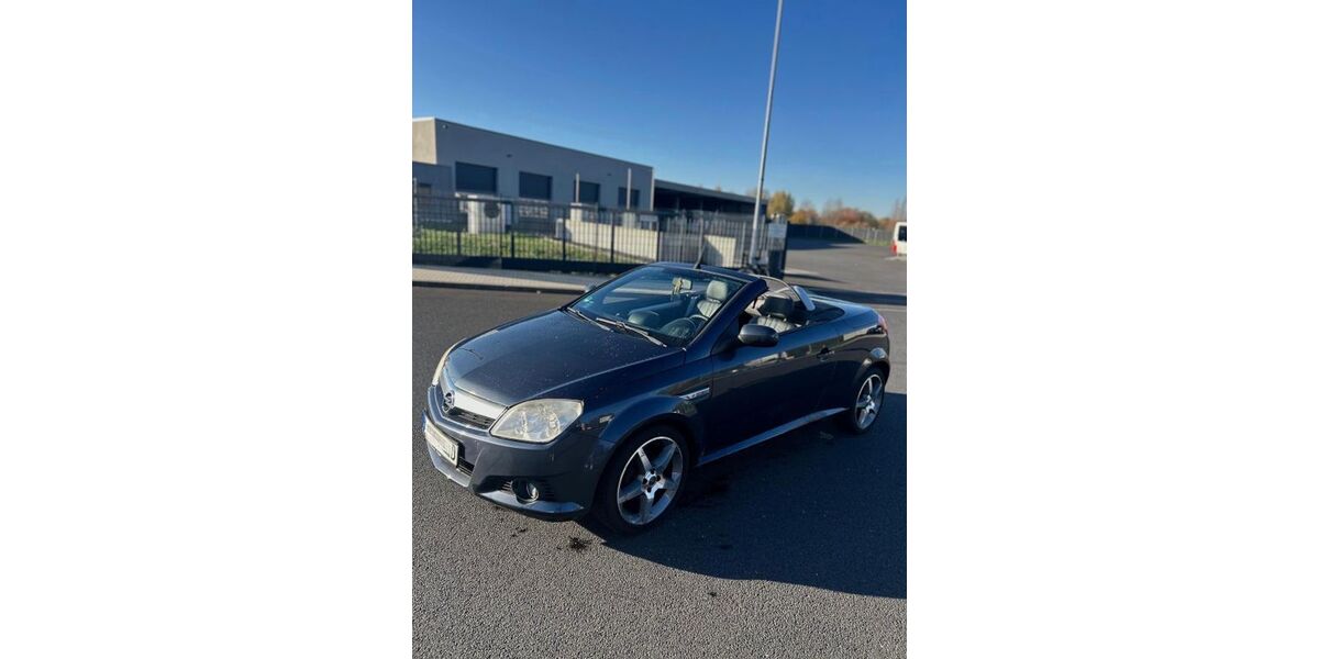 Opel Tigra 83.000 km 3.300 &euro; Jüchen 41363