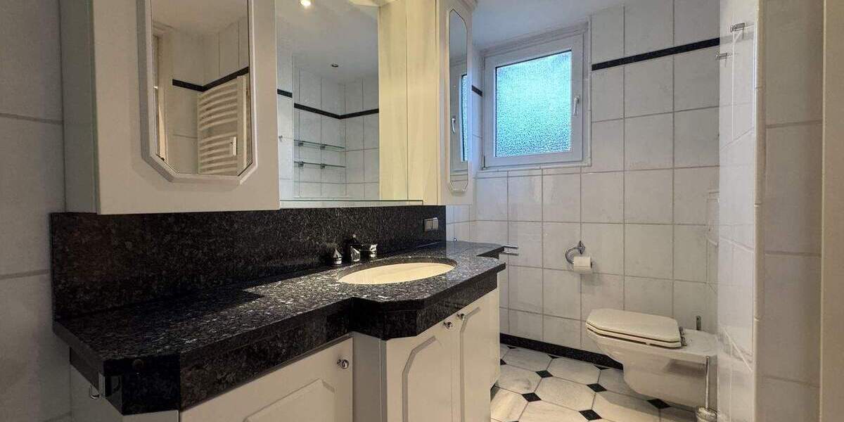 Mehrfamilienhaus, Wohnhaus Düsseldorf Kaiserswerth - 1 Zimmer, 453 m&sup2;, 2.600.000&euro; | Angebot:25339848