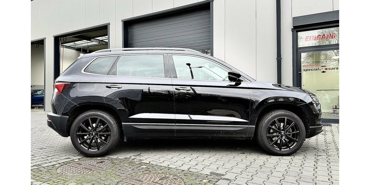 Skoda Karoq Clever/ Kamera / Virtual Cockpit / Keyless 36.000 km 25.400 &euro; Mönchengladbach 41066