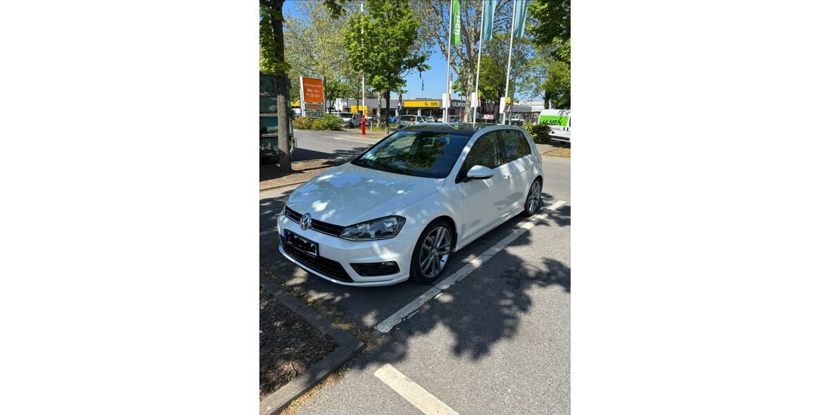 VW Golf 98.400 km 15.700 &euro; Düsseldorf 40479
