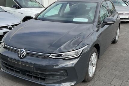 VW Golf 13.041 km 24.950 &euro; Hilden 40721