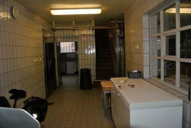 Citylage Mülheim-Mitte Wohn-und Geschäftshaus-Mehrfamilienhaus mit 11 Wohnungen und zwei Gewerbeeinheiten 2 zimmer