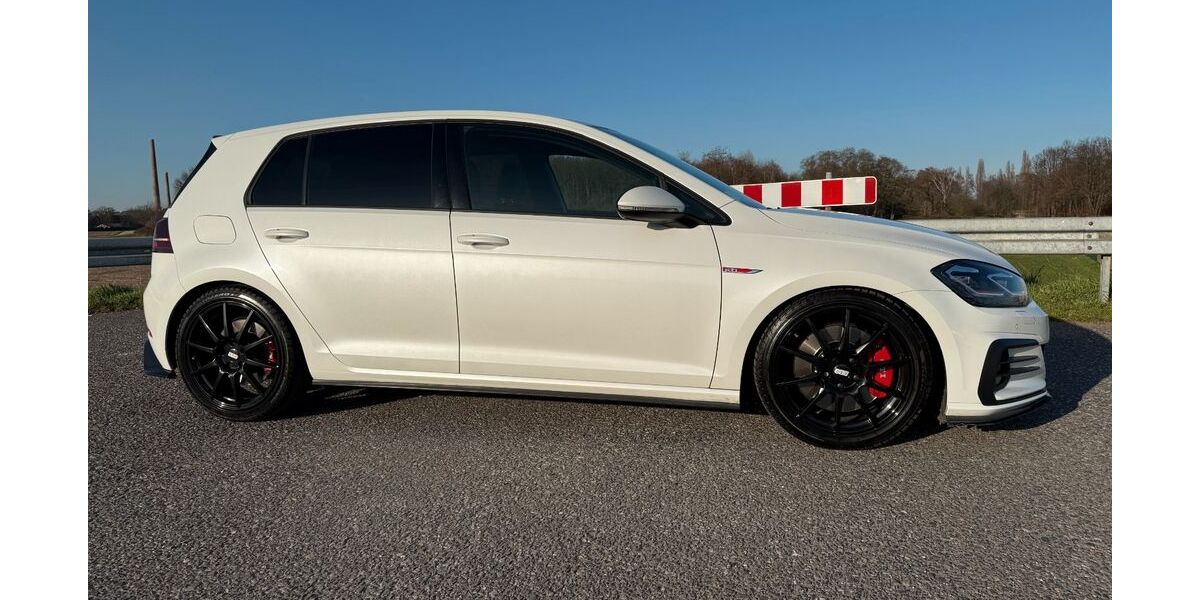 VW Golf 85.000 km 26.499 &euro; Dormagen 41542