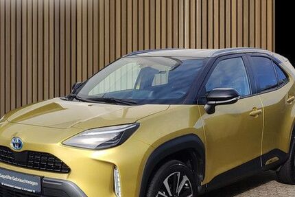 Toyota Yaris Cross 28.617 km 25.990 &euro; Leverkusen 51381