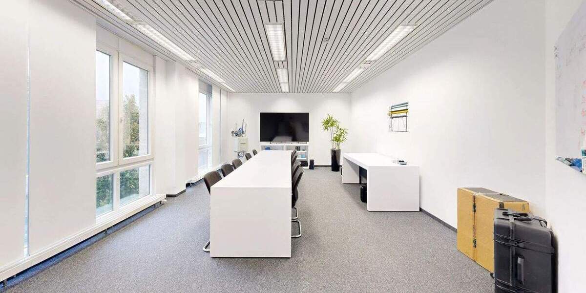Helles Büro mit eigener Küche - modern, flexibel, zentral in Düsseldorf zimmer