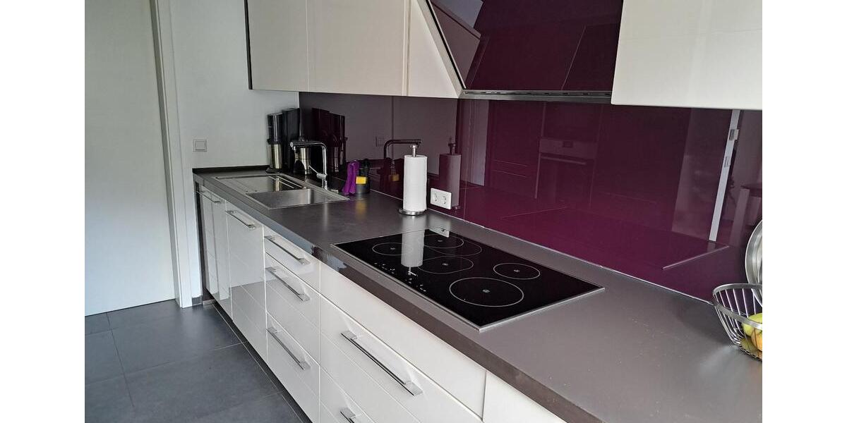 Dachgeschoßwohnung Burscheid - 4 Zimmer, 109 m&sup2;, 465.000&euro; | Angebot:25641543