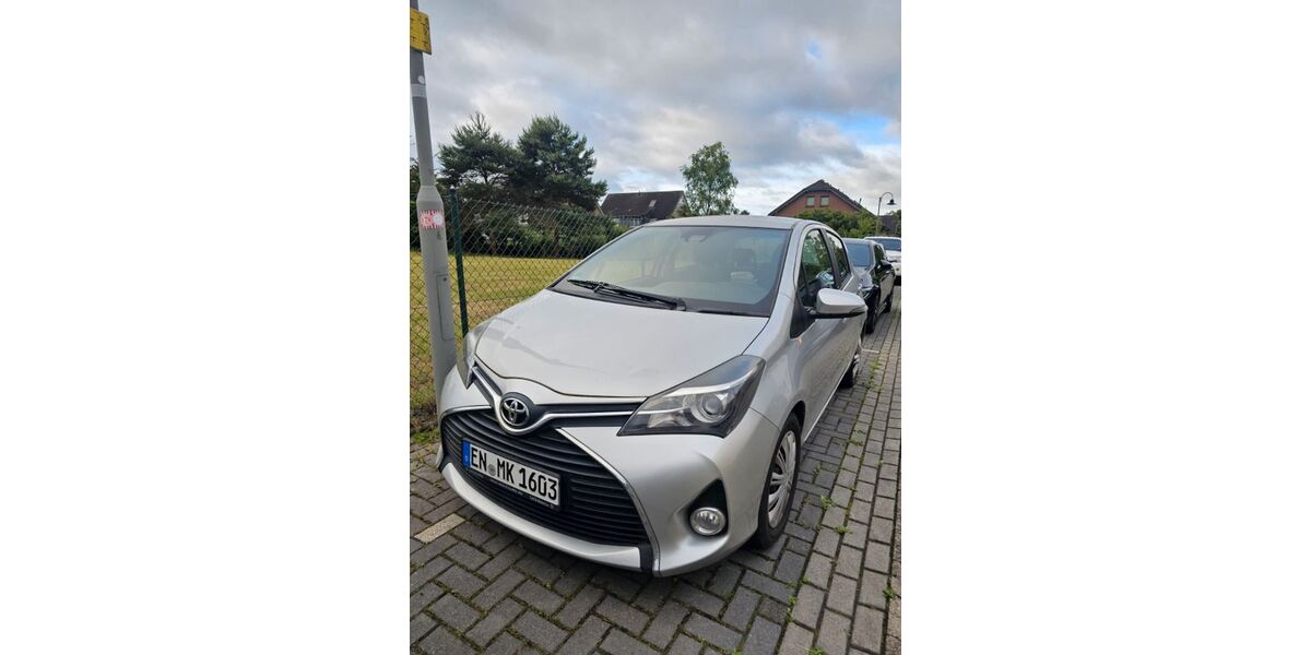 Toyota Yaris 123.000 km 7.500 &euro; Ratingen 40885