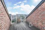 Düsseldorf-Kaiserswerth: Helle, modernisierte Dachgeschoßwohnung mit TG-Stellplatz
