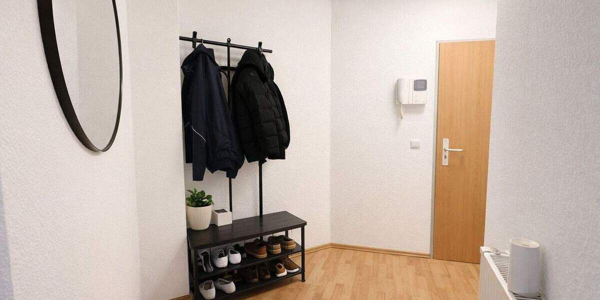 Gepflegte 3-Zimmer-Wohnung mit sonnigem Balkon und Stellplatz in zentraler Lage 3 zimmer