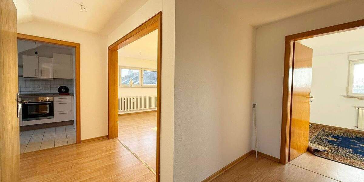 Mehrfamilienhaus, Wohnhaus Monheim am Rhein Baumberg - 9 Zimmer, 227 m&sup2;, 690.000&euro; | Angebot:25675243