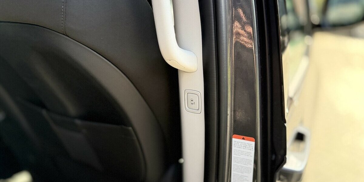 Hyundai Staria / 9 Sitze / El.Türen / 360° Kamera / PANO 20.000 km 39.990 &euro; Mönchengladbach 41066