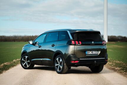 Peugeot 5008 171.247 km 12.500 &euro; Bedburg 50181