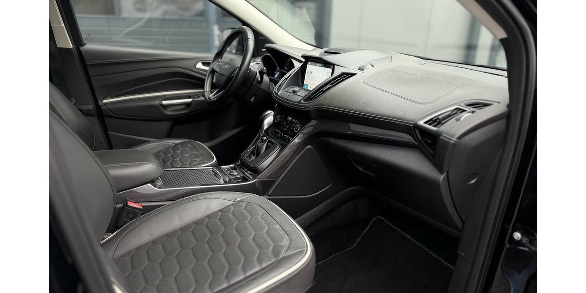 Ford Kuga Vignale / Panorama / Kamera / Keyless GO 34.000 km 20.890 &euro; Mönchengladbach 41066
