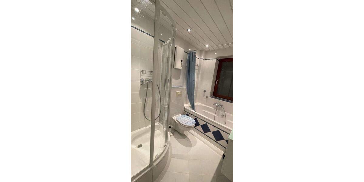 Möblierte Wohnung mit Galerie in einer Top-Lage, Pauschalmiete 4 zimmer