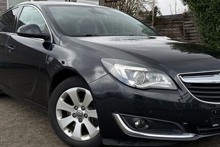Opel Insignia 142.000 km 9.990 &euro; Neuss 41469