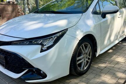 Toyota Corolla 217.215 km 13.850 &euro; Pulheim 50259