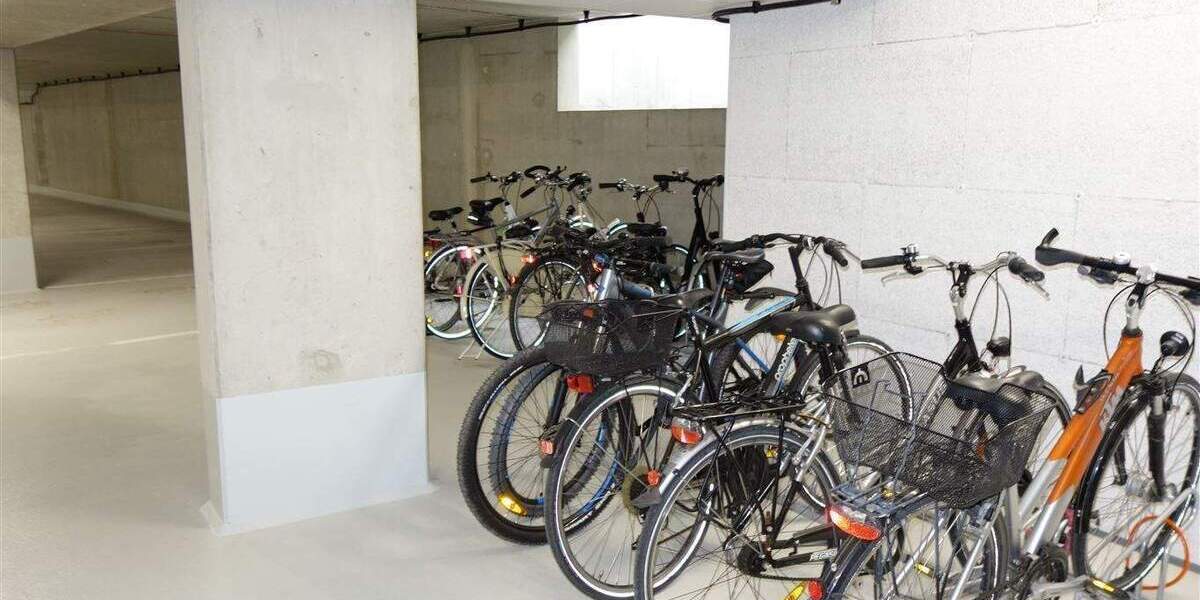 Etagenwohnung Mönchengladbach Stadtmitte - 2 Zimmer, 65 m&sup2;, 873&euro; | Angebot:25645626