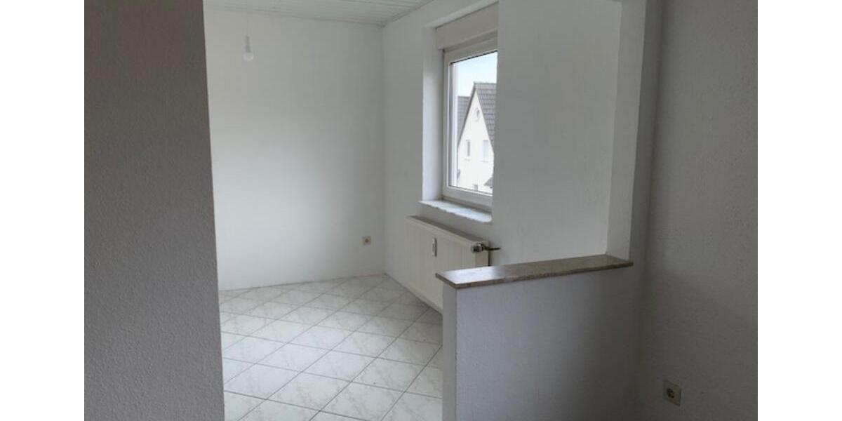 Etagenwohnung Solingen Central - 2 Zimmer, 72 m&sup2;, 700&euro; | Angebot:25340762