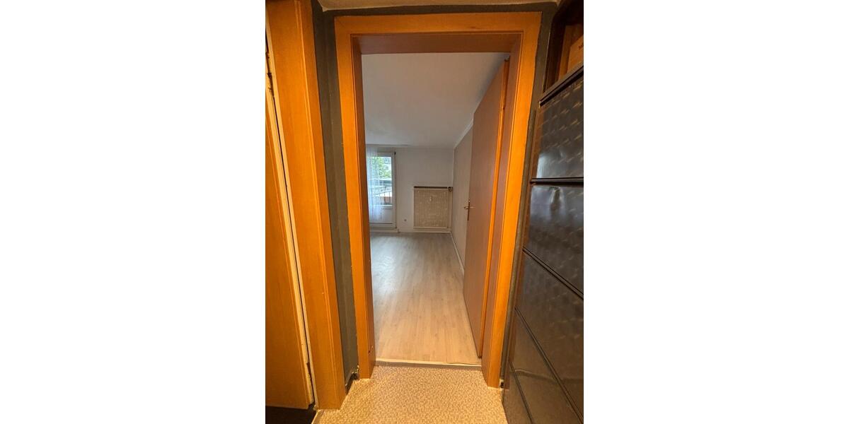 Etagenwohnung Düsseldorf Oberbilk - 1 Zimmer, 25 m&sup2;, 600&euro; | Angebot:26416843
