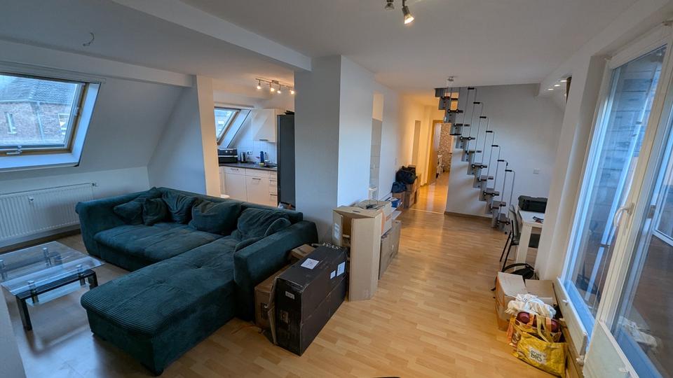 Dachgeschoßwohnung Viersen Hülsdonk - 3.5 Zimmer, 106 m&sup2;, 1.060&euro; | Angebot:25571220