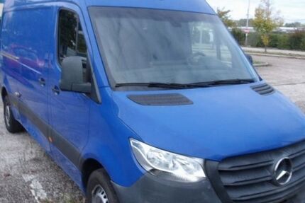 Mercedes-Benz Sprinter 141.740 km 14.980 € Düsseldorf 40597
