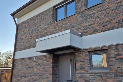 Haus zum Mieten in Mönchengladbach 2.500 € 200 m² 9 zimmer