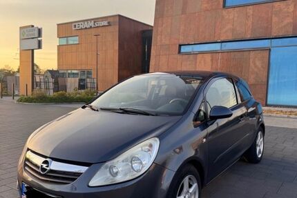 Opel Corsa 228.000 km 1.099 &euro; Neuss 41466