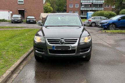 VW Touareg 363.000 km 4.995 &euro; Duisburg 47178