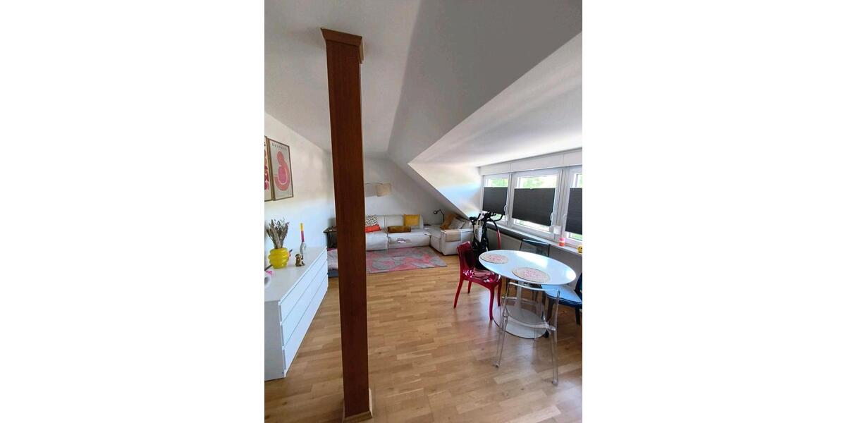 Dachgeschoßwohnung Mönchengladbach Nord - 2 Zimmer, 55 m&sup2;, 819&euro; | Angebot:26399844