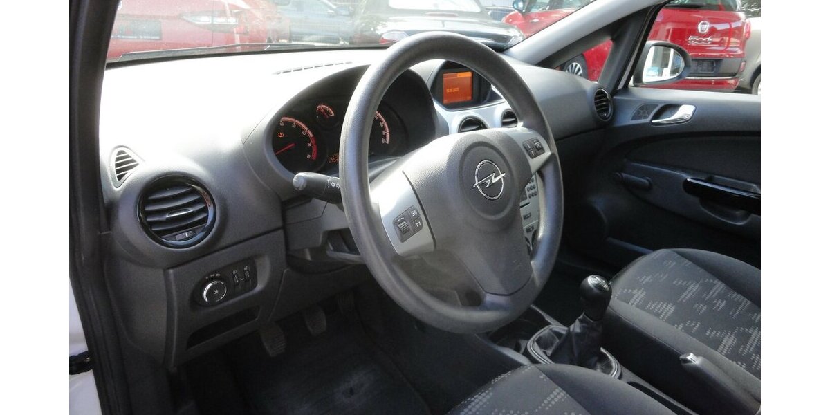 Opel Corsa Selection Klima Kette+TÜV neu S.heft 179.000 km 2.999 &euro; Neuss 41462
