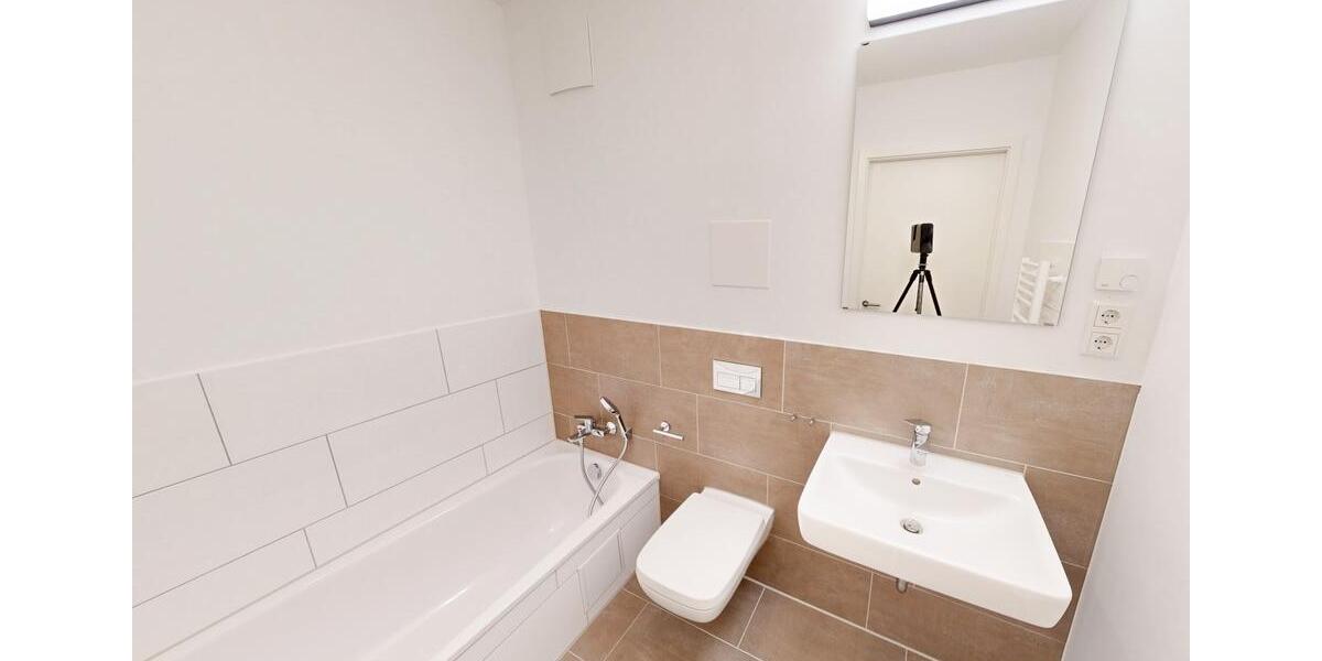 Etagenwohnung Düsseldorf Stadtbezirk 6 - 4 Zimmer, 134 m&sup2;, 1.995&euro; | Angebot:24690090