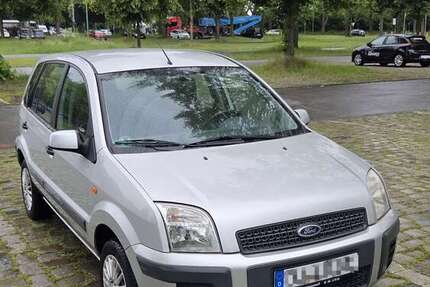 Ford Fusion 44.522 km 3.210 &euro; Altstadt (Duisburg) 47051