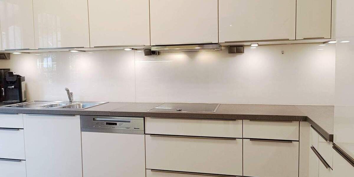 Mehrfamilienhaus, Wohnhaus Mönchengladbach-Wickrath Wickrath - 6 Zimmer, 124 m&sup2;, 398.000&euro; | Angebot:25744860