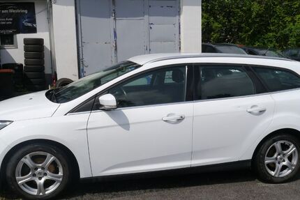 Ford Focus 265.000 km 2.200 &euro; Wuppertal 42329