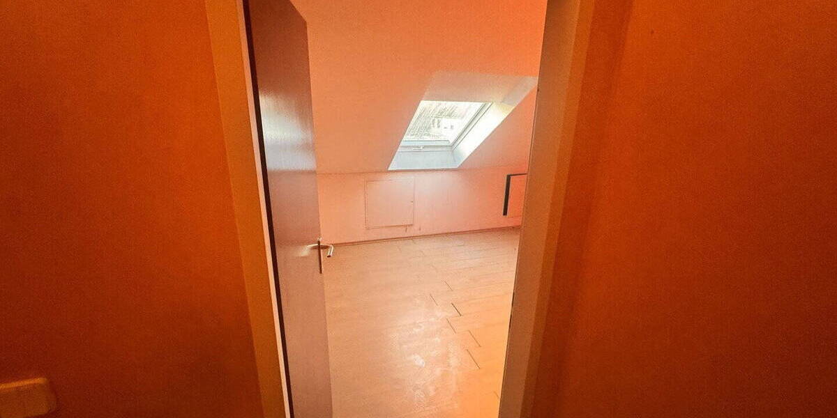 Reihenmittelhaus Düsseldorf Lichtenbroich - 5 Zimmer, 127 m&sup2;, 499.000&euro; | Angebot:26092502
