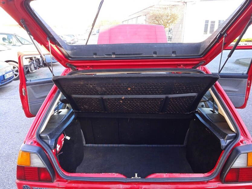 VW Golf II 170.000 km 3.300 € Wuppertal 42275