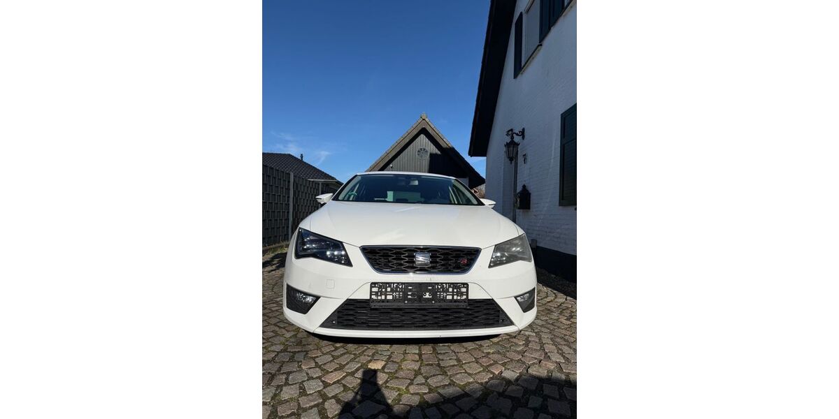 Seat Leon 205.000 km 7.900 &euro; Düsseldorf 40213