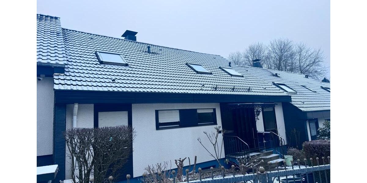 Miete - Einfamilienhaus mit 6 Zimmern, 2 Küchen, Garten und Kamin 6 zimmer