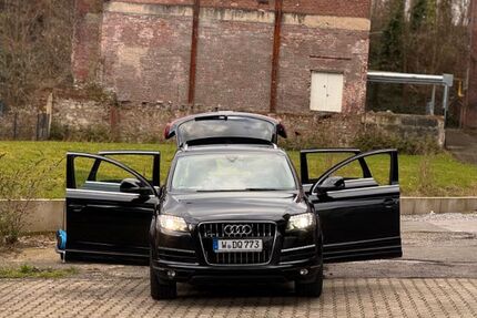 Audi Q7 240.000 km 15.000 &euro; Wuppertal 42105