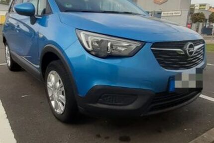 Opel Crossland (X) 32.158 km 13.950 € Köln 50969