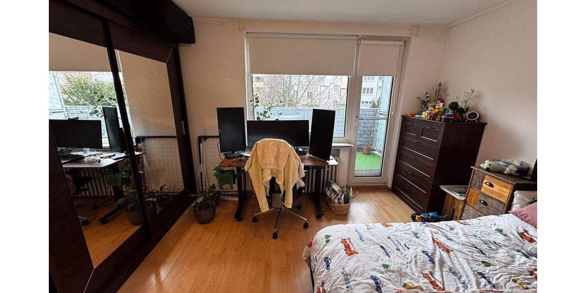 Etagenwohnung Düsseldorf Mörsenbroich - 3 Zimmer, 298.000&euro; | Angebot:25695477