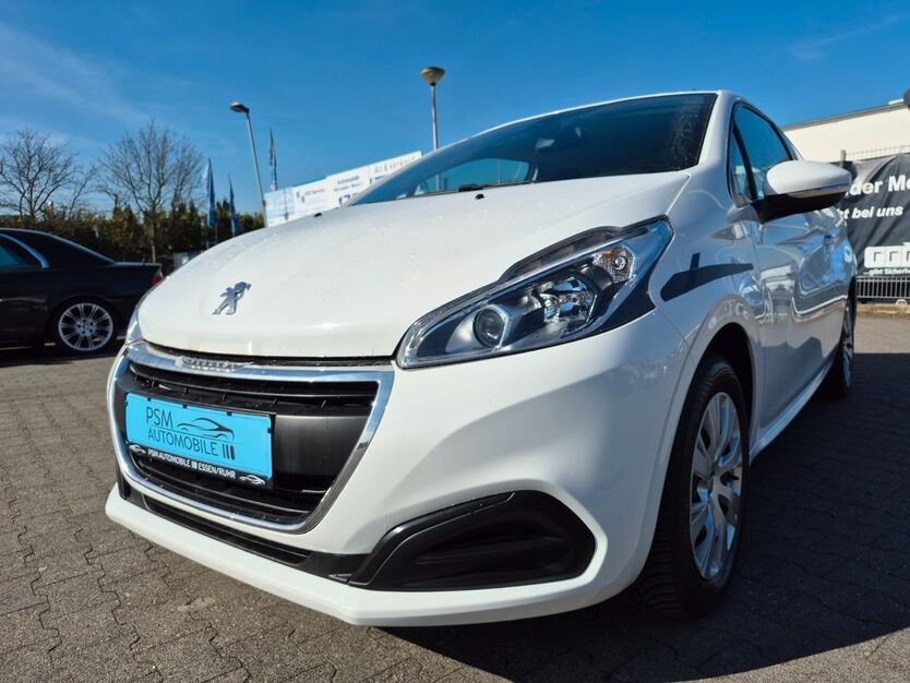 Peugeot 208 131.800 km 3.999 € Essen 45326