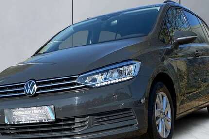 VW Touran 103.857 km 22.380 &euro; Viersen 41751