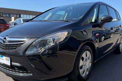 Opel Zafira 111.738 km 8.490 &euro; Düsseldorf 40233